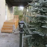 High Park Junior Studio With Washroom And Kitchen
