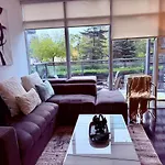 Charming 4Br Downtown Townhome Near Cn Tower Free Parking
