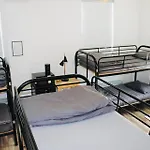 Queen Nest Hotel