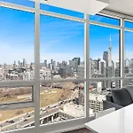 2 Bedroom Suite With Amazing Views, Pool And Free Parking