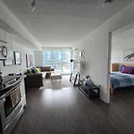 Downtown Toronto Condo, Free Indoor Parking With Amazing View