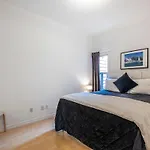 Modern Ossington 1 Bedroom Apartment