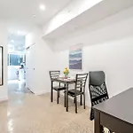 Modern 2Br-King Bed Basement Apartment Close To Downtown
