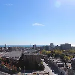 Eg Suites - Modern Queen West Condo