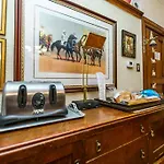 Elliott House Bed & Breakfast