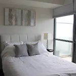 Applewood Suites - King & Spadina