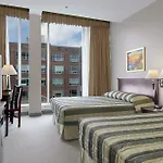 Super 8 By Wyndham Downtown Toronto
