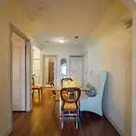 Applewood Suites - 2 Bdrm King West