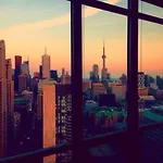 Cn Tower View - Furnished Apartmnets At Bay Street