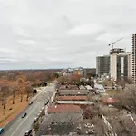 Toronto Sophisticated Studio