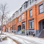 E Residential Luxury Rental