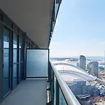 Red Maple Suites - Front Street