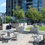 30 Off Lake View Property Heart Of Downtown