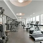 30 Off Lake View Property Heart Of Downtown
