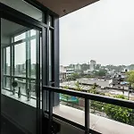 Life Suites - Fort York Central Condo