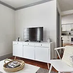 Charming 3Br In West Queen West By Sonder