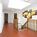 Cheerful Vacation House