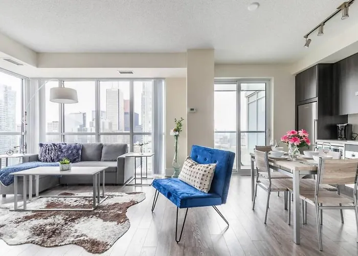 Stunning Views Of Downtown - Luxury High Rise With King Bed!