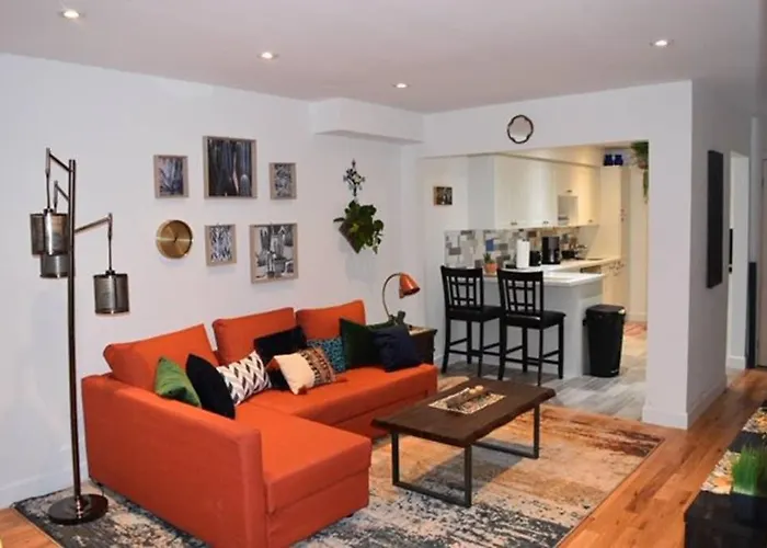 2690 Danforth Avenue Apartment B
