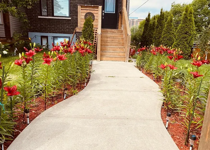 Lovely 3 Bedrooms Apartment Space Share Toronto