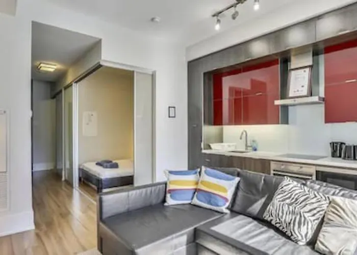 Elegant Condo Downtown On Front West Street II