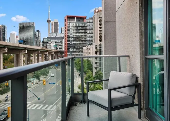 Cn Tower View With Free Parking, Pool, & More Amenities