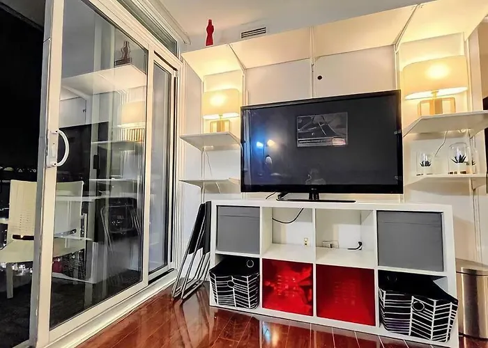 Executive 2 Beds With Lakeview Cn Tower Rogers Centre Toronto Island