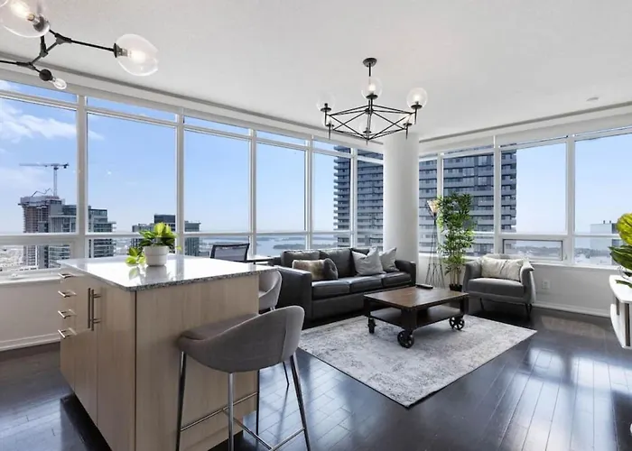 Skyline Waterfront 2Br Plus 2Ba Wparking Near Mtcc