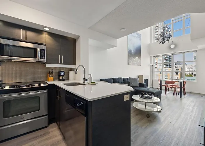 1 Bed Plus Den Downtown Toronto