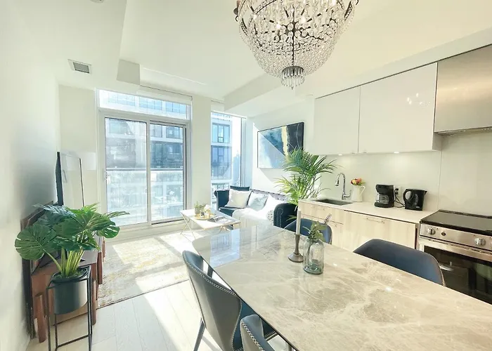 Infivilla Amazing Penthouse Living In Sunrise- Breathtaking Skyline Lake View Downtown Toronto!A