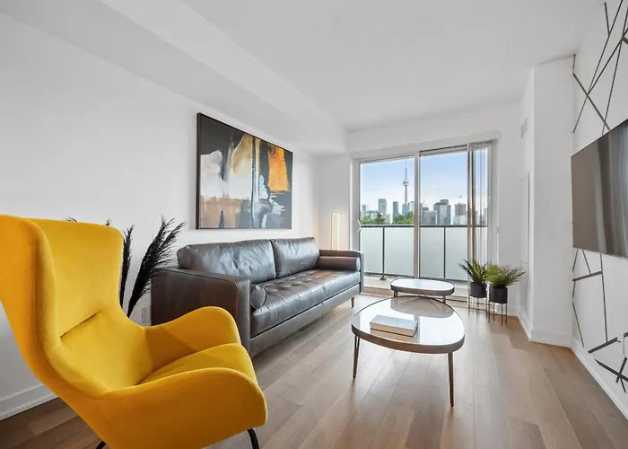Sleek 1Br & Office Condo - Cn Tower, Skyline View