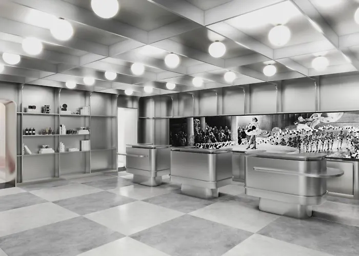 Revery Toronto Downtown, Curio Collection By Hilton