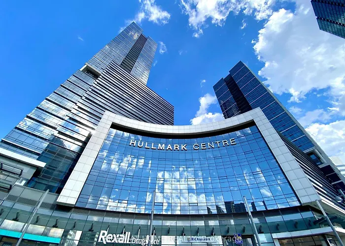 Sleek 1Br & Sttudy Condo - Cn Tower, Skyline View - North York