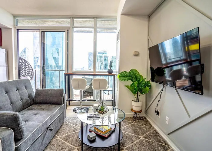 Luxury Condo Living Downtown Toronto