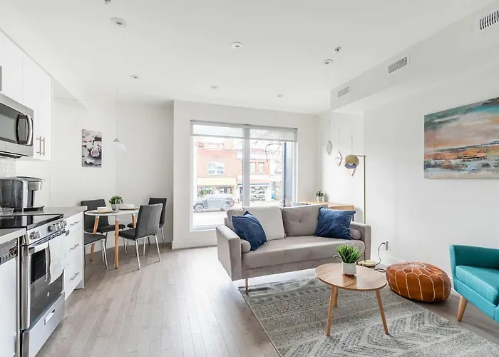 Beautiful Modern Apartment Unit In High Park North