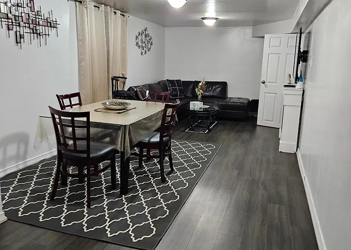Queen Bedroom