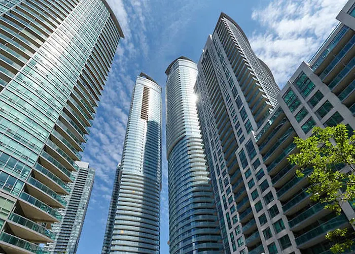 Nge Stays - York Street Condos