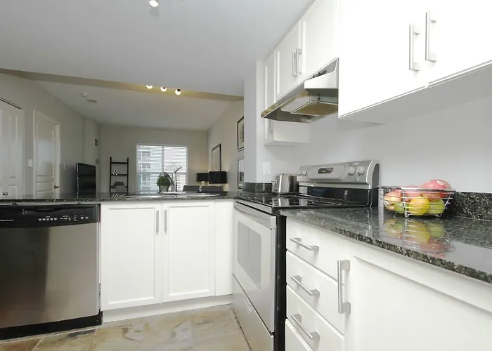Micasa Suites - Stylish Condo By St. Lawrence Market