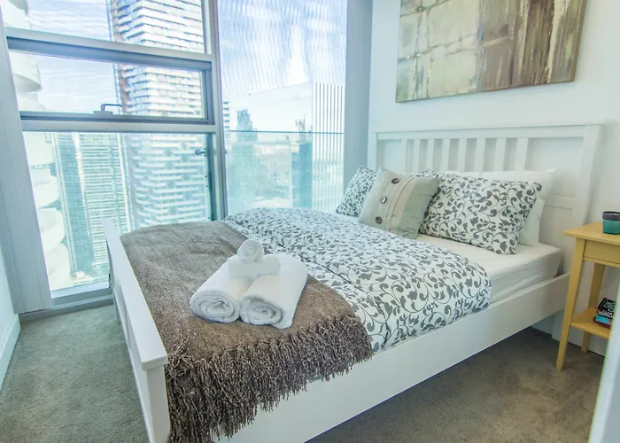 Aoc Suites - High-Rise Condo - Cn Tower View
