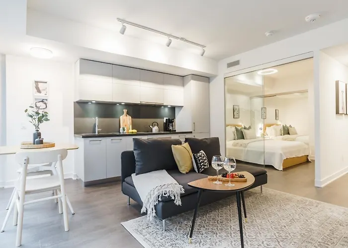 Sarkar Suites - Cumberland St.