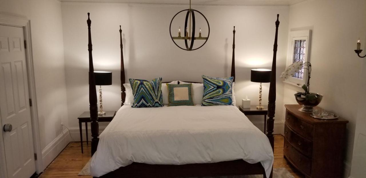 The Jane Bed & Breakfast