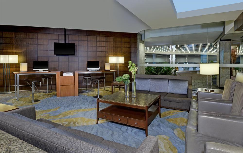 The Westin Harbour Castle, 4*