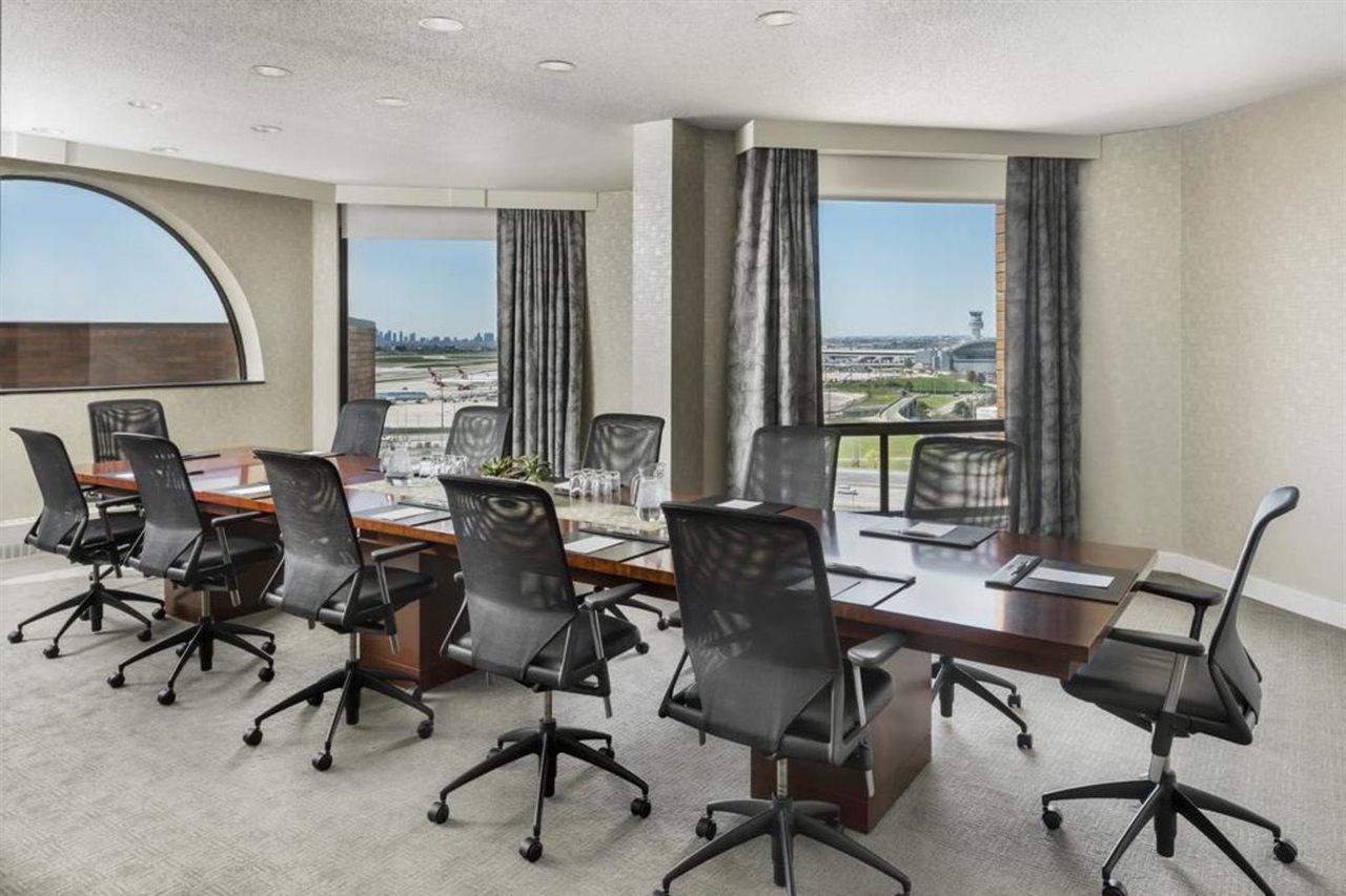 The Westin Airport 4* Toronto