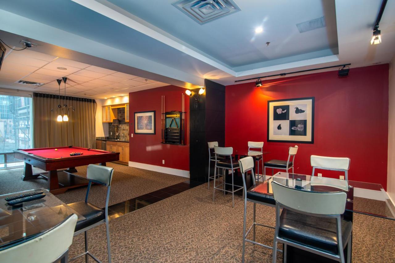 Apartment The Rosemont Residences Toronto