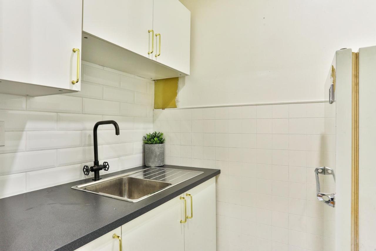 Eclectic Victorian West House 5* Toronto