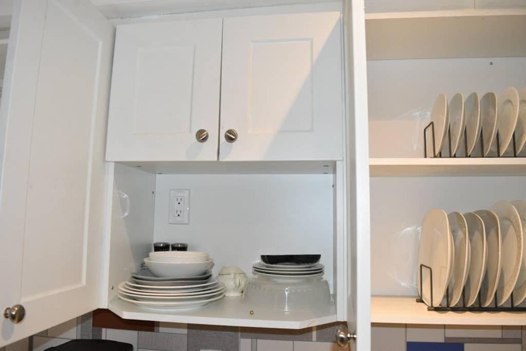 2690 Danforth Avenue B Apartment