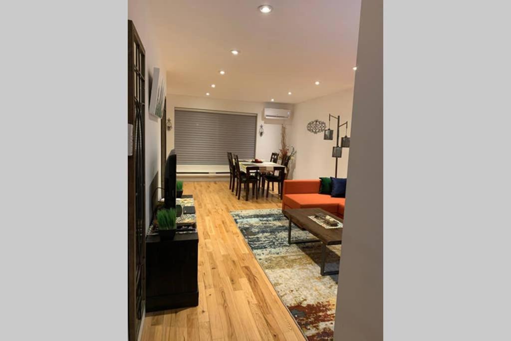 2690 Danforth Avenue B Toronto