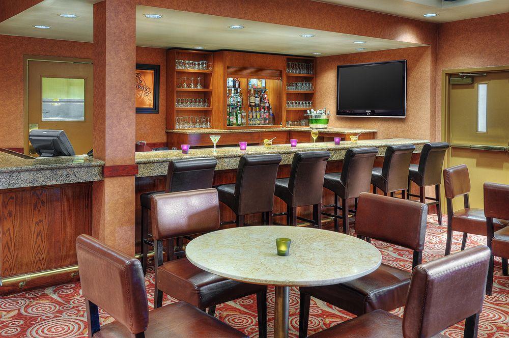 Hotel Radisson East
