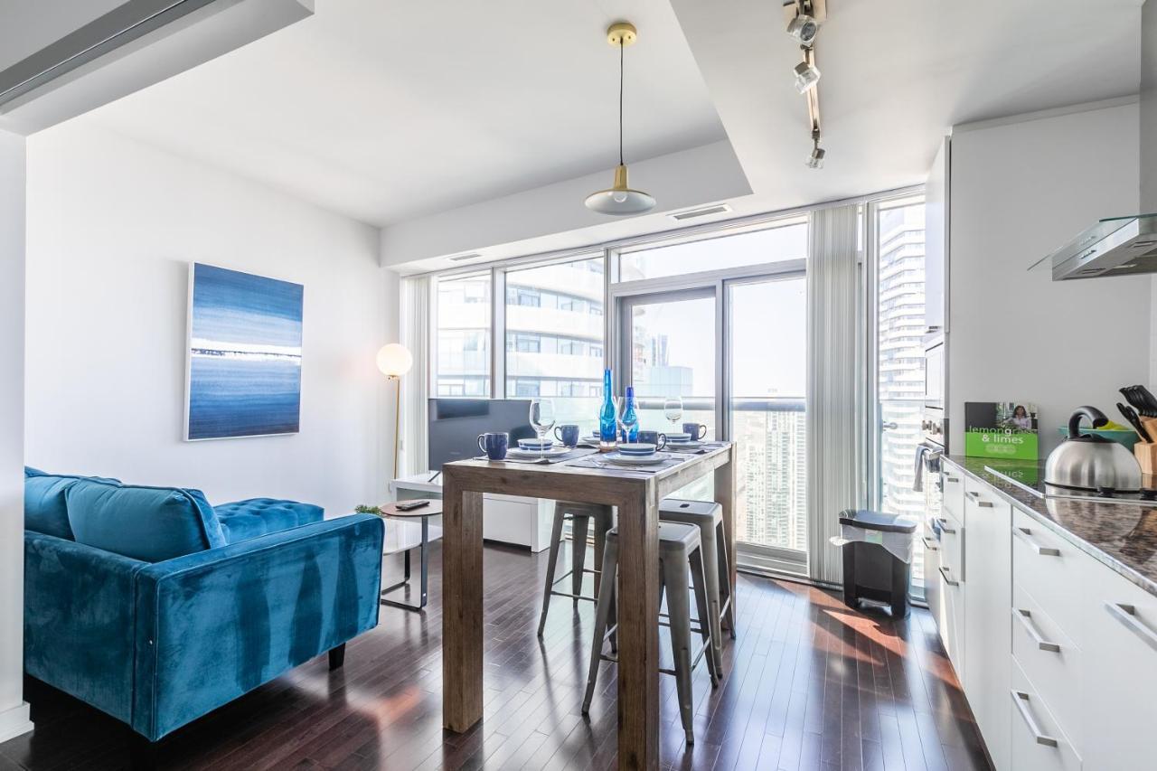 Stylish 1br - Cn Tower View, Entertainment District-downtown Apartment Toronto