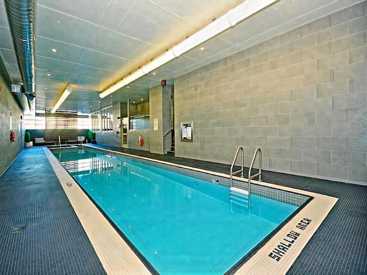 Apartment Classic Downtown Lakeview With Free Parking Toronto